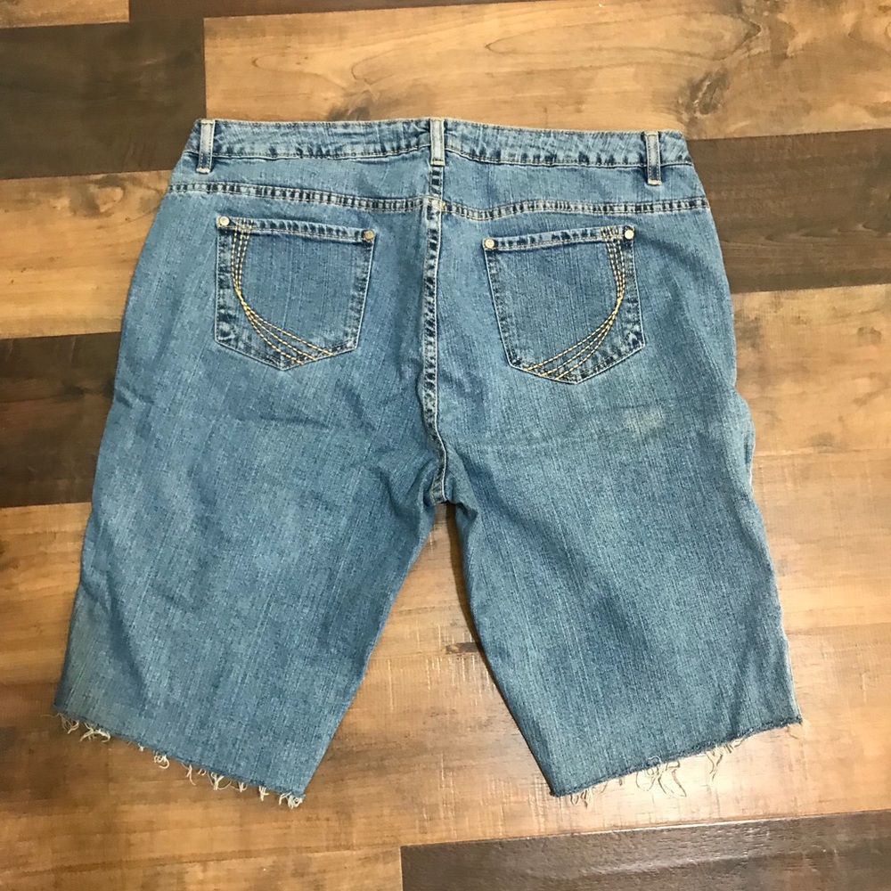 Jean Shorts - Picture 2 of 2